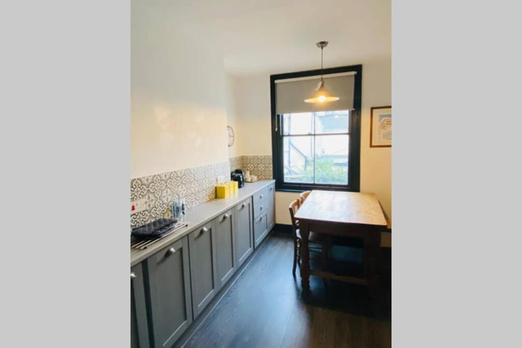 Beautiful First Floor Apartment In St Leonards Eksteriør bilde